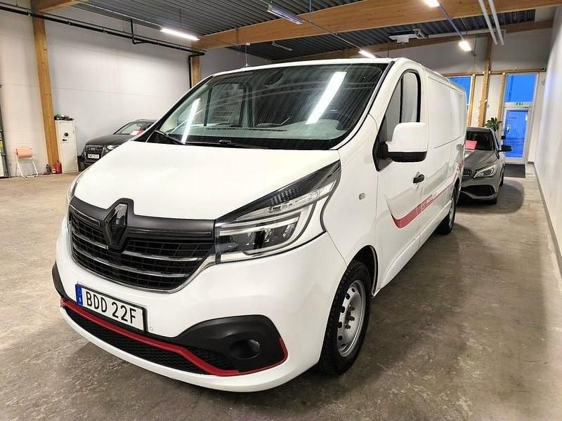 Begagnad Renault Trafic 170 HK (125 kW) 2021 Vit Minibuss