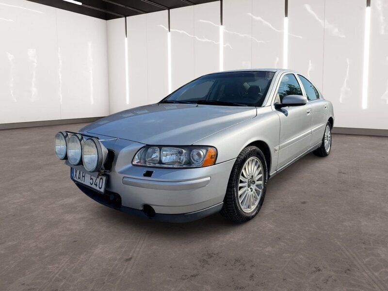 Ljusgrå (grå) Begagnad 2006 Volvo S60 Business Edition Sedan | 44 900 kr (Lite dyr) - Bild 1/4