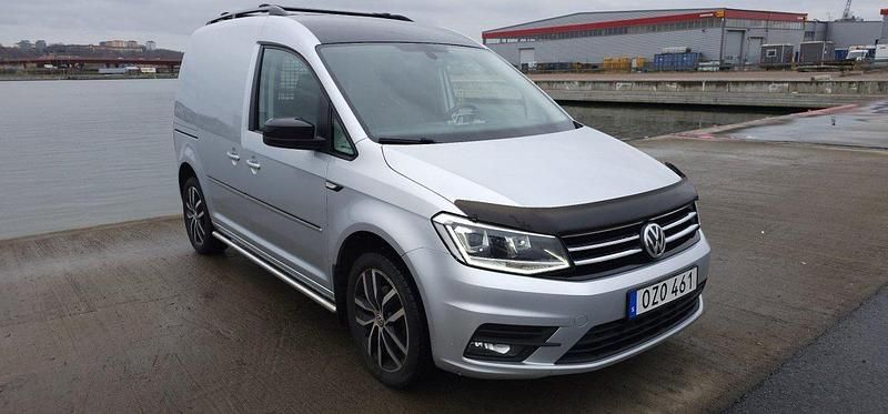 Begagnad 2019 VW Caddy Exclusive Minibuss | 199 900 kr (Dyr) - Bild 1/4