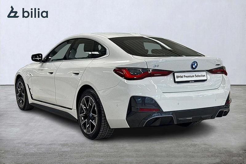 Begagnad BMW i4 M Sport 250 kW (340 HK) 2022 Vit Sedan