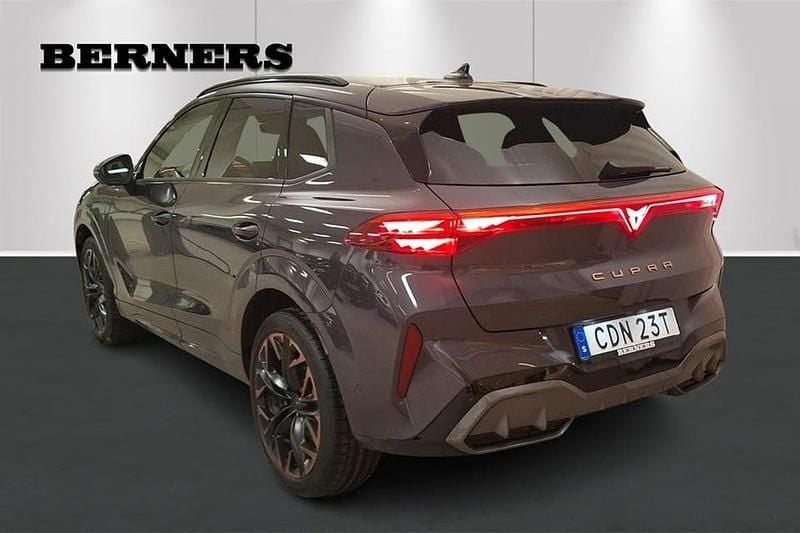 Begagnad Cupra Terramar VZ 275 HK (202 kW) 2025 Grå SUV