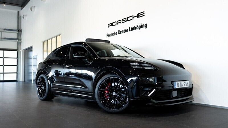 Begagnad 2024 Porsche Macan Turbo SUV | 1 295 000 kr - Bild 1/3