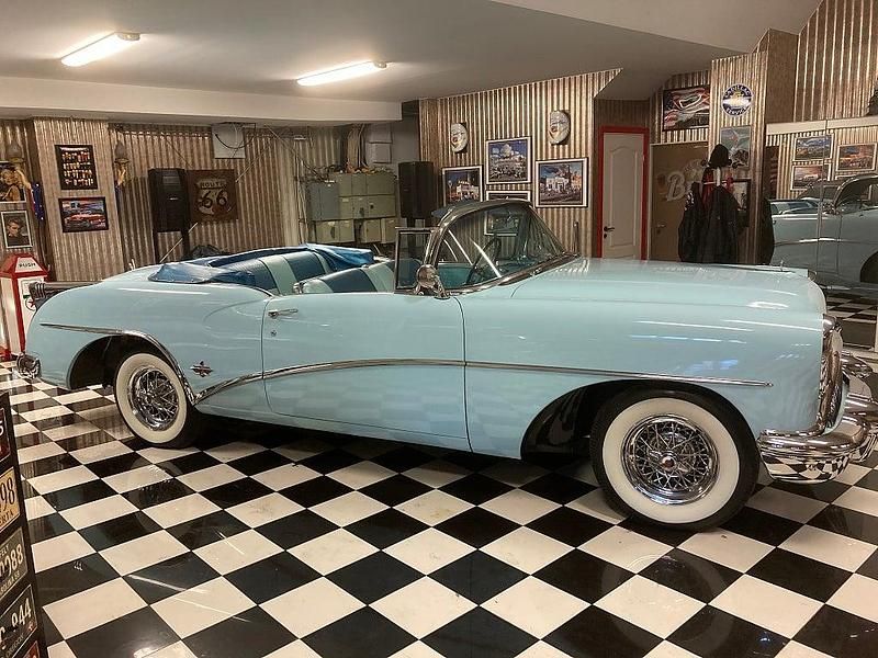 Begagnad Buick Skylark 200 HK (147 kW) 1954 Malibu blue Cab