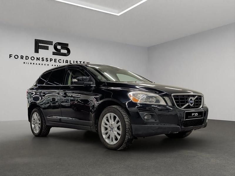 Svart Begagnad 2010 Volvo XC60 Summum SUV | 110 000 kr (Bra pris) - Bild 1/4