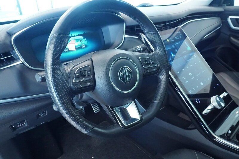 Begagnad MG Marvel R Performance 212 kW (289 HK) 2021 Svart SUV