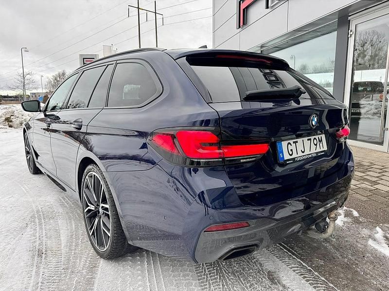 Begagnad BMW 540 M Sport 340 HK (250 kW) 2021 Tansanit blå metallic Kombi
