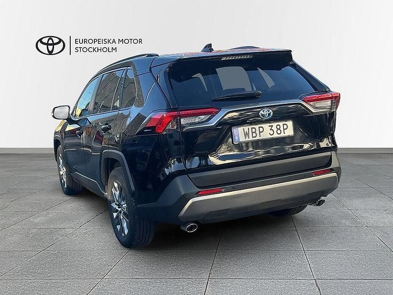 Begagnad Toyota RAV4 Hybrid Executive 222 HK (163 kW) 2024 Svart SUV