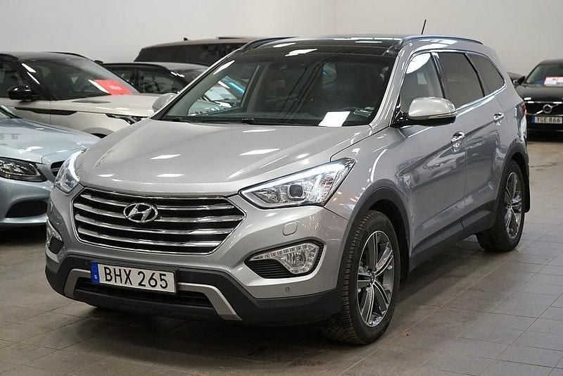 Begagnad Hyundai Grand Santa Fe Premium 197 HK (144 kW) 2014 Silver SUV