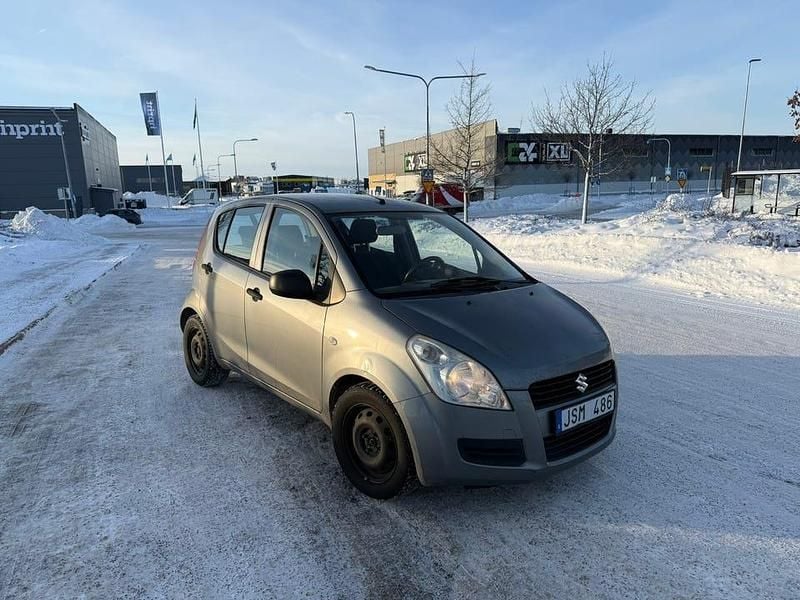 Begagnad 2009 Suzuki Splash Halvkombi | 17 000 kr (Marknadspris) - Bild 1/4