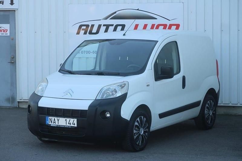 Vit Begagnad 2013 Citroën Nemo Minibuss | 38 000 kr (Marknadspris) - Bild 1/4
