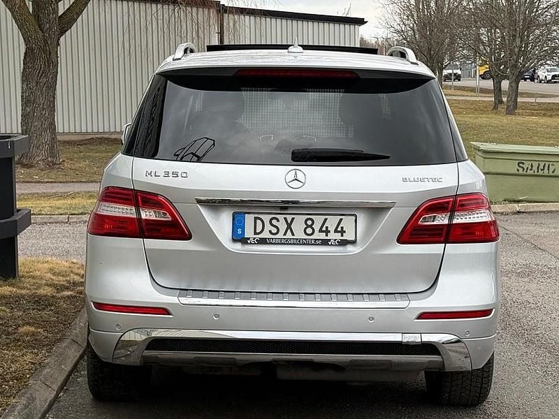 Begagnad Mercedes ML350 AMG line 258 HK (189 kW) 2015 Silver SUV
