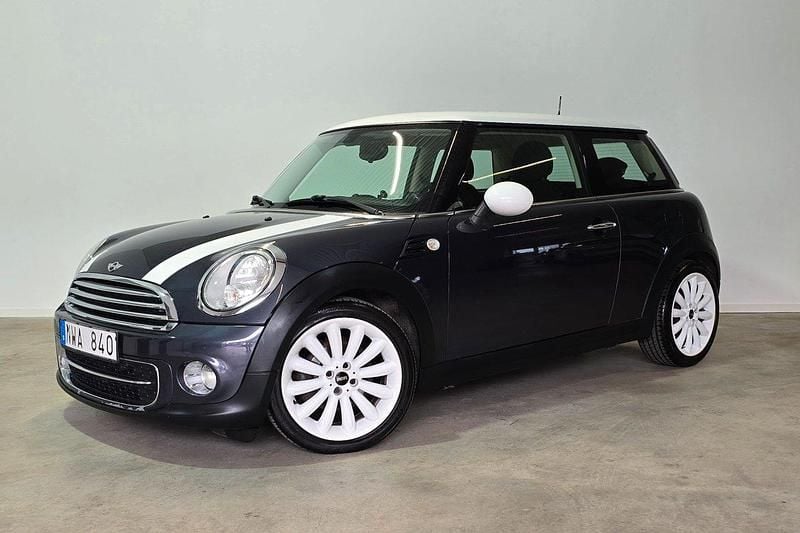 Grå Begagnad 2013 Mini Cooper D Chili Halvkombi | 119 900 kr - Bild 1/3