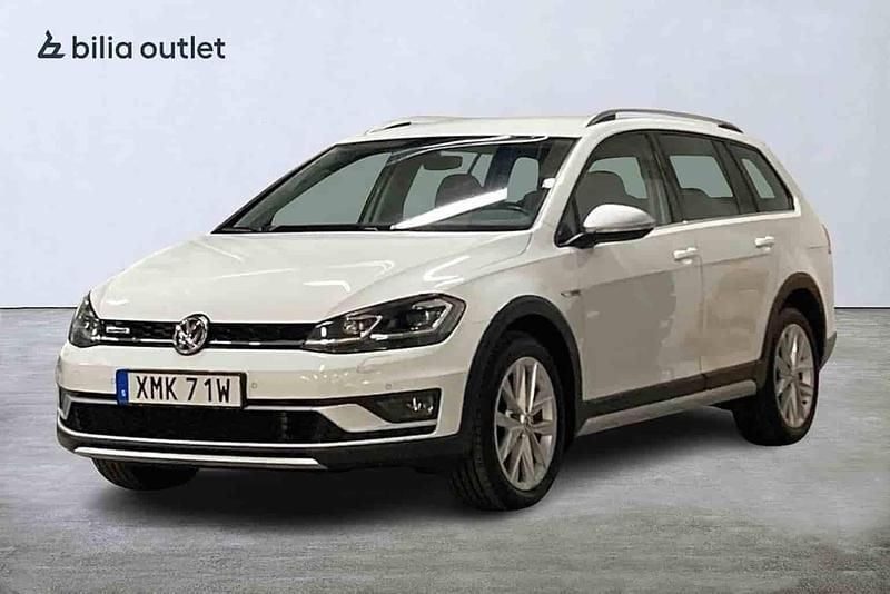 Vit Begagnad 2020 VW Golf Alltrack Kombi | 224 900 kr (Marknadspris) - Bild 1/1