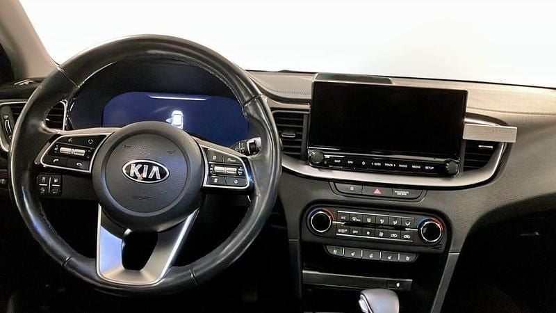 Begagnad Kia XCeed Advance 105 HK (77 kW) 2020 Vit SUV