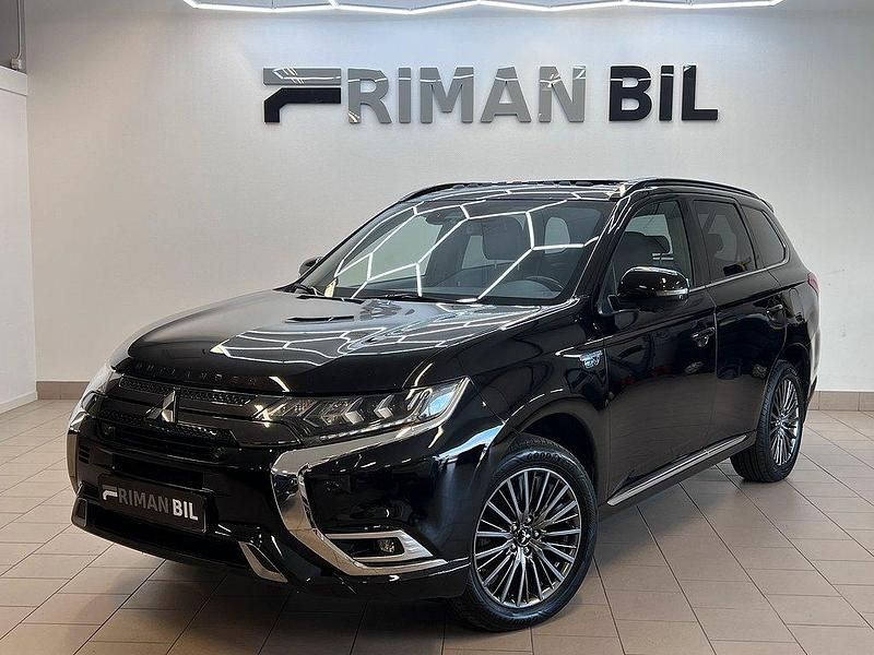 Svart Begagnad 2019 Mitsubishi Outlander P-HEV Edition SUV | 189 900 kr (Marknadspris) - Bild 1/4