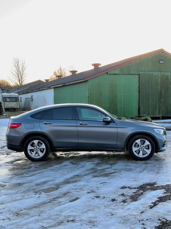 Begagnad Mercedes GLC220 170 HK (125 kW) 2017 Sportkupé