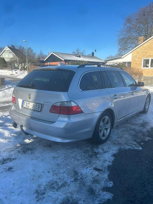 Begagnad BMW 523 190 HK (139 kW) 2008 Kombi