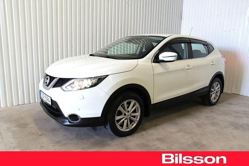 Vit Begagnad 2015 Nissan Qashqai SUV | 125 000 kr (Marknadspris) - Bild 1/4