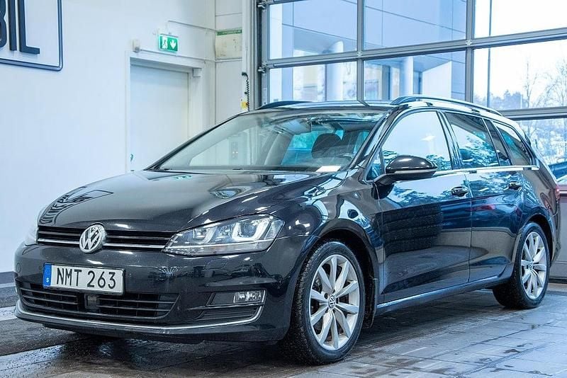 Begagnad VW Golf VII GT 140 HK (102 kW) 2014 Svart Kombi