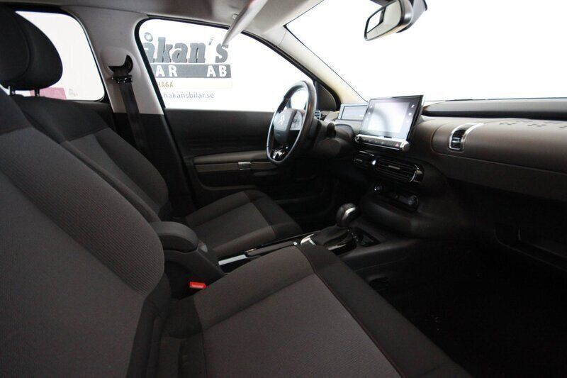 Begagnad Citroën C4 Cactus 120 HK (88 kW) 2019 Blå Halvkombi