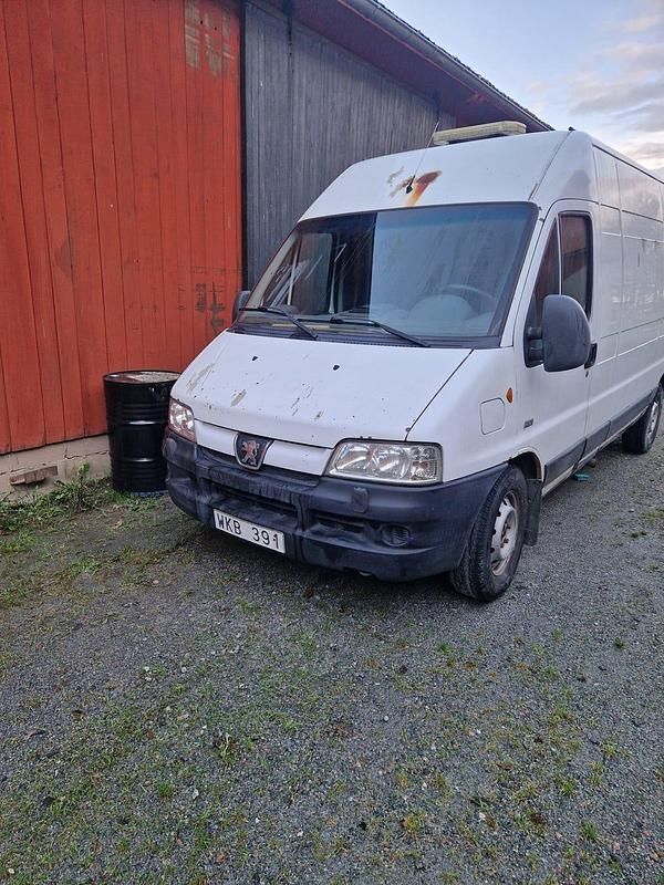 Begagnad 2004 Peugeot Boxer Van | 38 000 kr - Bild 1/4
