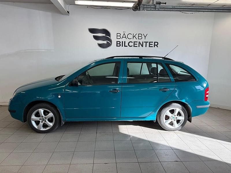 Begagnad Skoda Fabia 75 HK (55 kW) 2001 Grön Kombi