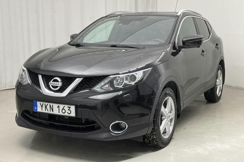 Svart Begagnad 2017 Nissan Qashqai 360º SUV | 149 800 kr (Marknadspris) - Bild 1/4