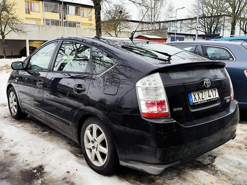 Begagnad Toyota Prius 112 HK (82 kW) 2006 Halvkombi
