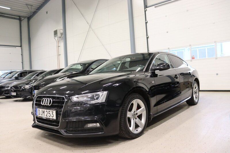 Svart Begagnad 2015 Audi A5 Sportback S-Line Halvkombi | 124 800 kr (Bra pris) - Bild 1/4