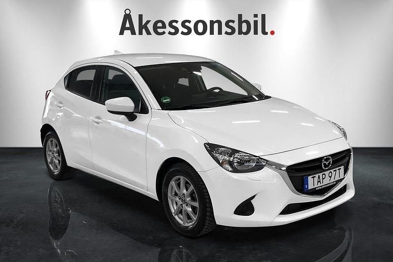 Begagnad Mazda 2 Vision 90 HK (66 kW) 2019 Vit Halvkombi
