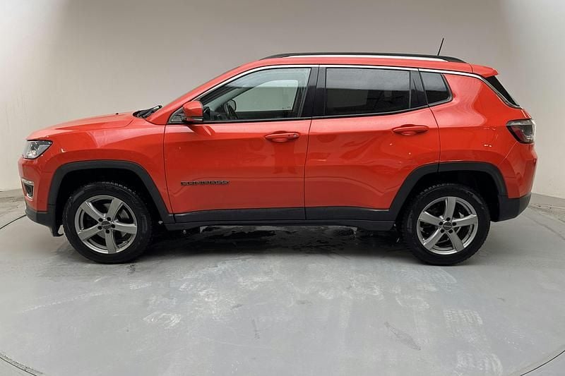 Begagnad Jeep Compass Limited 170 HK (125 kW) 2019 Orange SUV