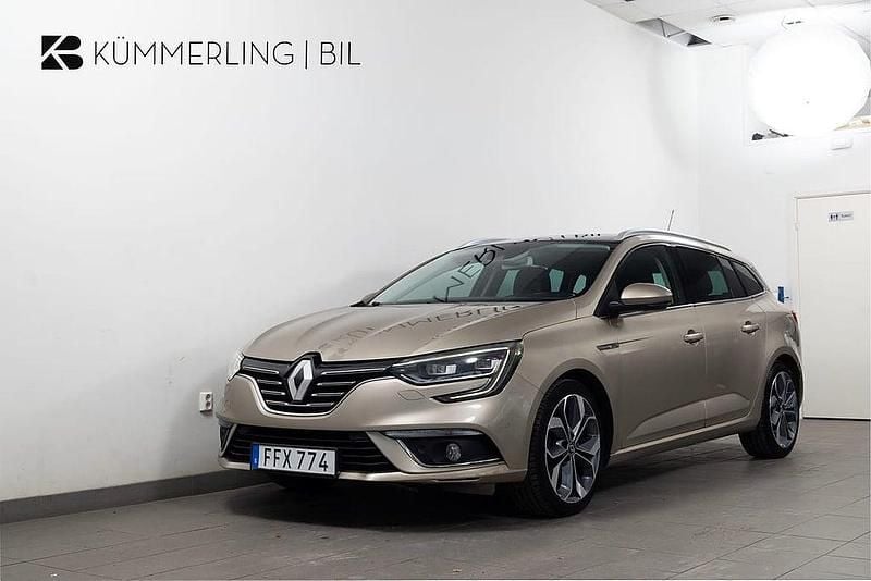 Ljusbrun Begagnad 2017 Renault Mégane GrandTour Bose Edition Kombi | 134 900 kr (Marknadspris) - Bild 1/4