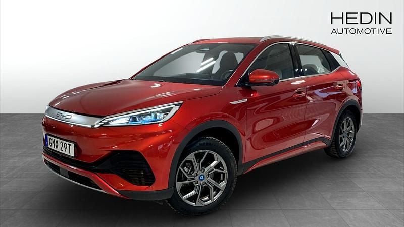 Röd Begagnad 2022 BYD Atto 3 Design SUV | 279 900 kr (Marknadspris) - Bild 1/4