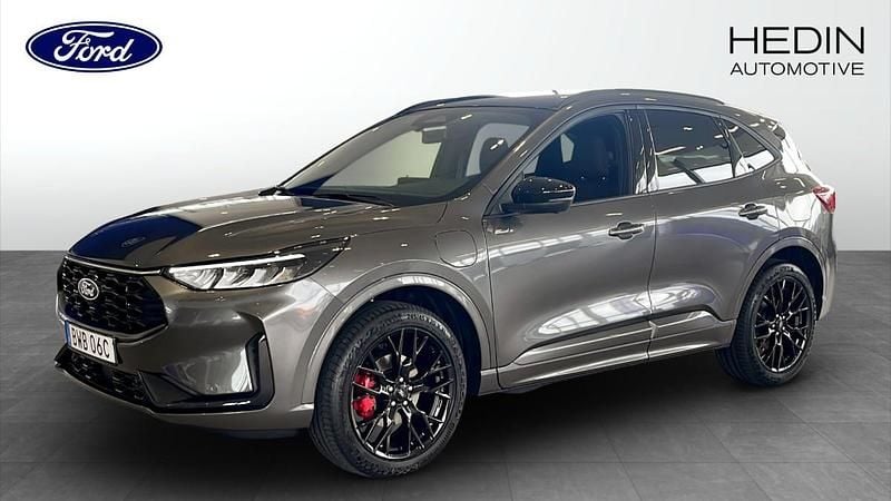 Grå (grey) Ny 2025 Ford Kuga ST-Line SUV | 503 000 kr - Bild 1/4