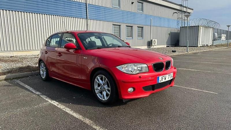 Begagnad BMW 116 116 HK (85 kW) 2006 Halvkombi