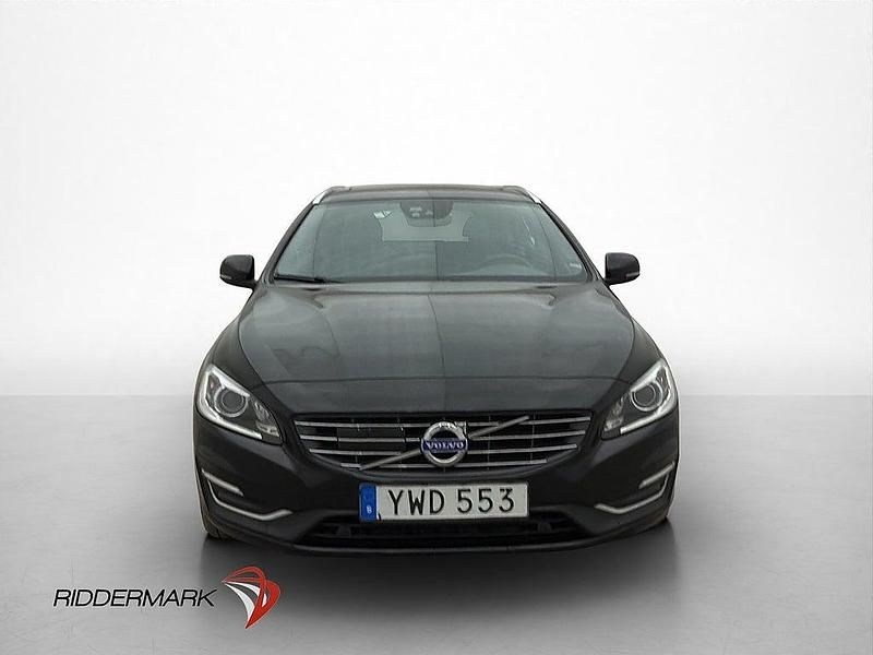 Begagnad Volvo V60 Summum 231 HK (169 kW) 2017 Svart Kombi