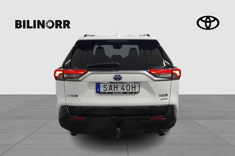 Begagnad Toyota RAV4 Hybrid Edition 185 HK (136 kW) 2022 Vit SUV