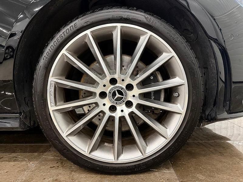 Begagnad Mercedes CLA250e AMG 160 HK (117 kW) 2023 Svart Sedan