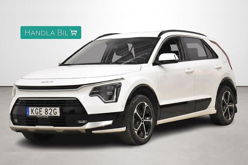Begagnad Kia Niro Advance 141 HK (103 kW) 2024 Vit SUV