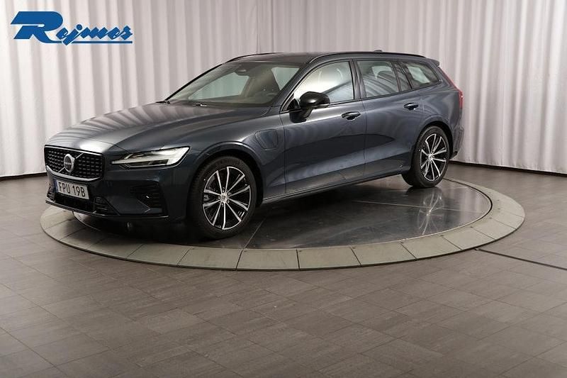 Blå Ny 2026 Volvo V60 Kombi | 583 900 kr (Dyr) - Bild 1/4