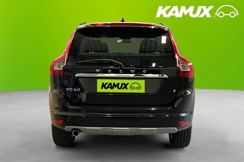 Begagnad Volvo XC60 Standard 150 HK (110 kW) 2017 Svart SUV