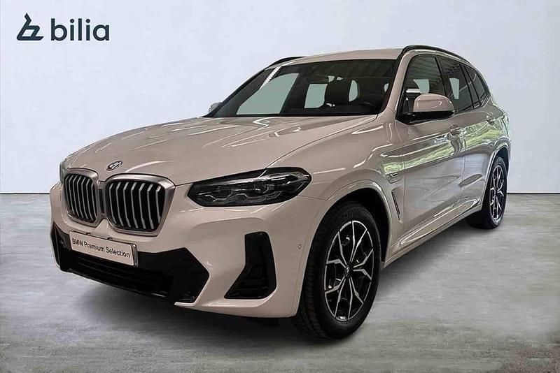 Vit Begagnad 2022 BMW X3 SUV | 489 900 kr - Bild 1/1