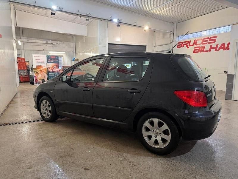 Begagnad Peugeot 307 109 HK (80 kW) 2008 Svart