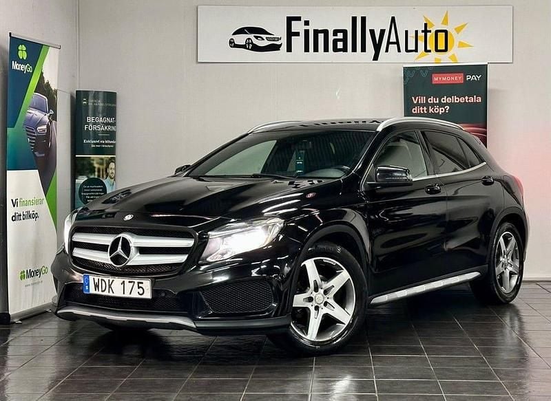 Svart Begagnad 2014 Mercedes GLA200 AMG SUV | 119 900 kr (Marknadspris) - Bild 1/4