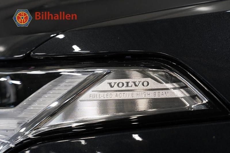 Begagnad Volvo XC90 R-Design Pro 392 HK (288 kW) 2022 Grå SUV