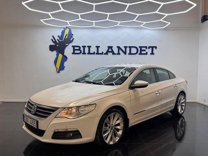 Vit Begagnad 2011 VW Passat | 59 900 kr (Superpris) - Bild 1/4
