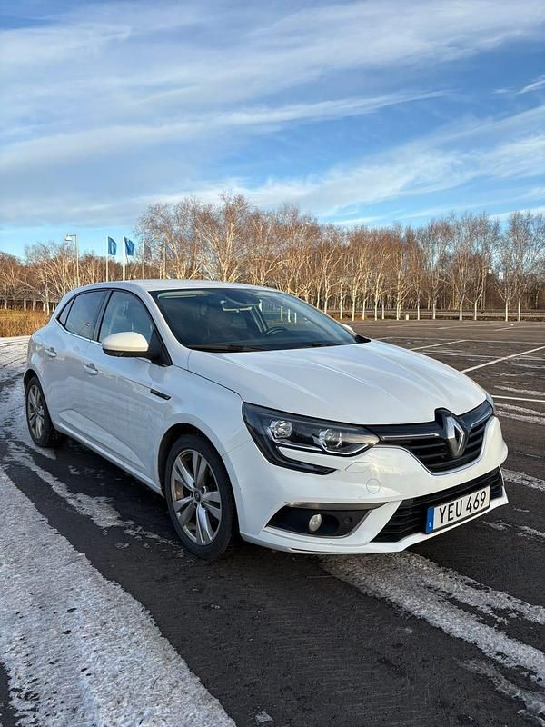 Begagnad Renault Mégane III 132 HK (97 kW) 2016