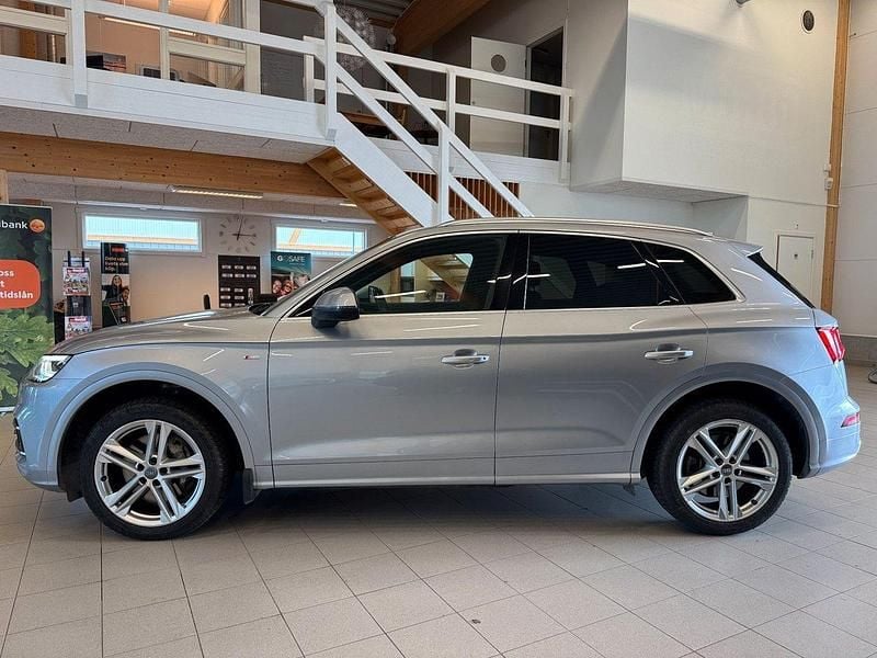 Begagnad 2019 Audi Q5 S-Line SUV | 389 800 kr (Marknadspris) - Bild 1/4