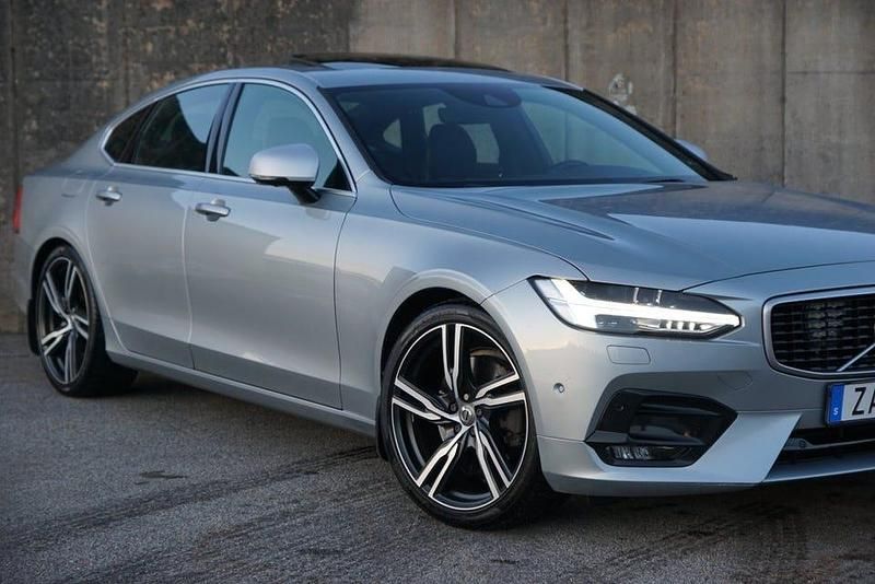 Begagnad Volvo S90 R-Design 320 HK (235 kW) 2017 Silver Sedan