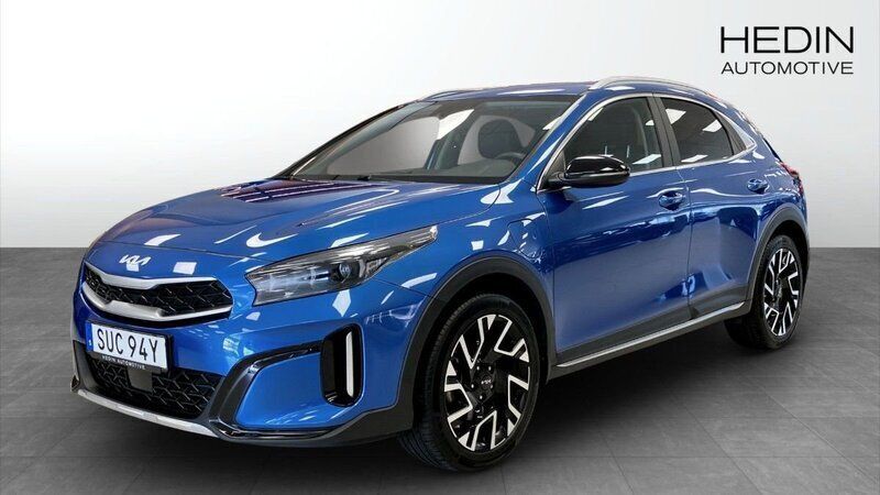 Blå (blue) Begagnad 2023 Kia XCeed Advance SUV | 284 900 kr (Marknadspris) - Bild 1/4
